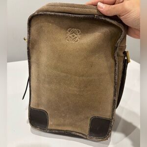 Vintage LOEWE Suede Crossbody Bag Brown Anagram Logo Adjustable Strap Spain Real